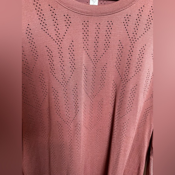 Lululemon Athletica Long Sleeve Top - Dusty Rose - Picture 3 of 5